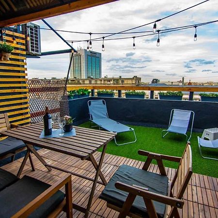 Apartment With Panoramic Terrace In City Center Бухарест Екстер'єр фото
